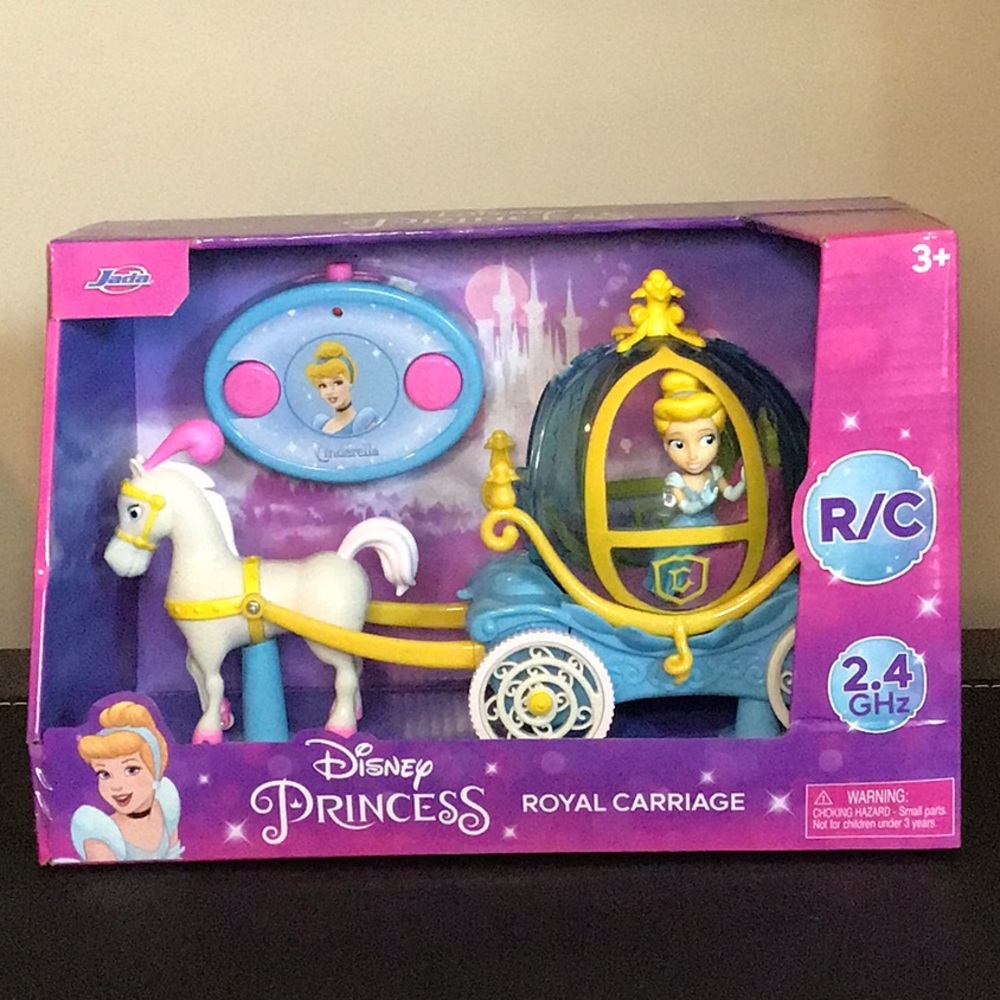 Cinderella Royal Carriage R/C New